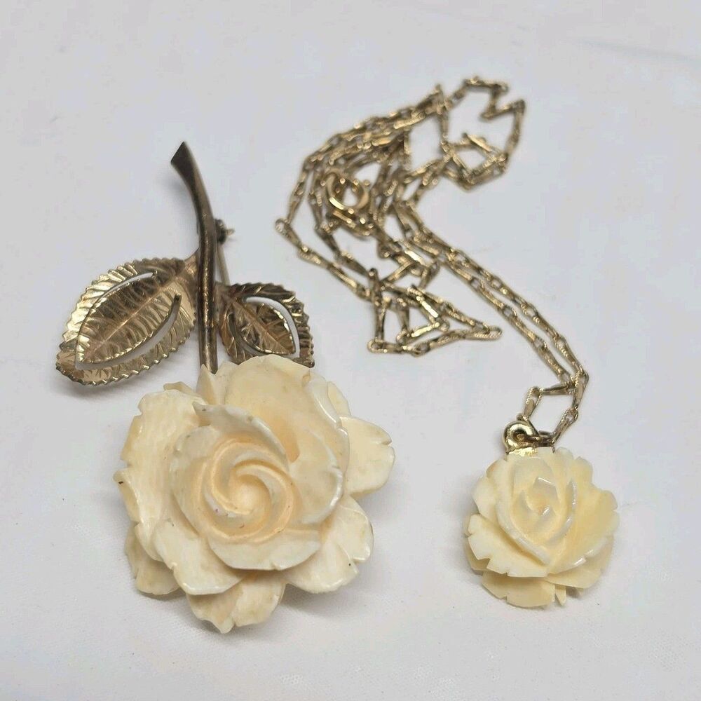 Vintage Winard 12k Gold Filled Carved Rose Fashion Jewelry Set Pendant & Brooch